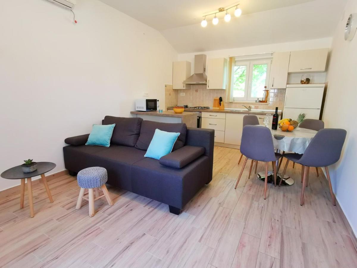 Holiday House Nela Labin  Ngoại thất bức ảnh