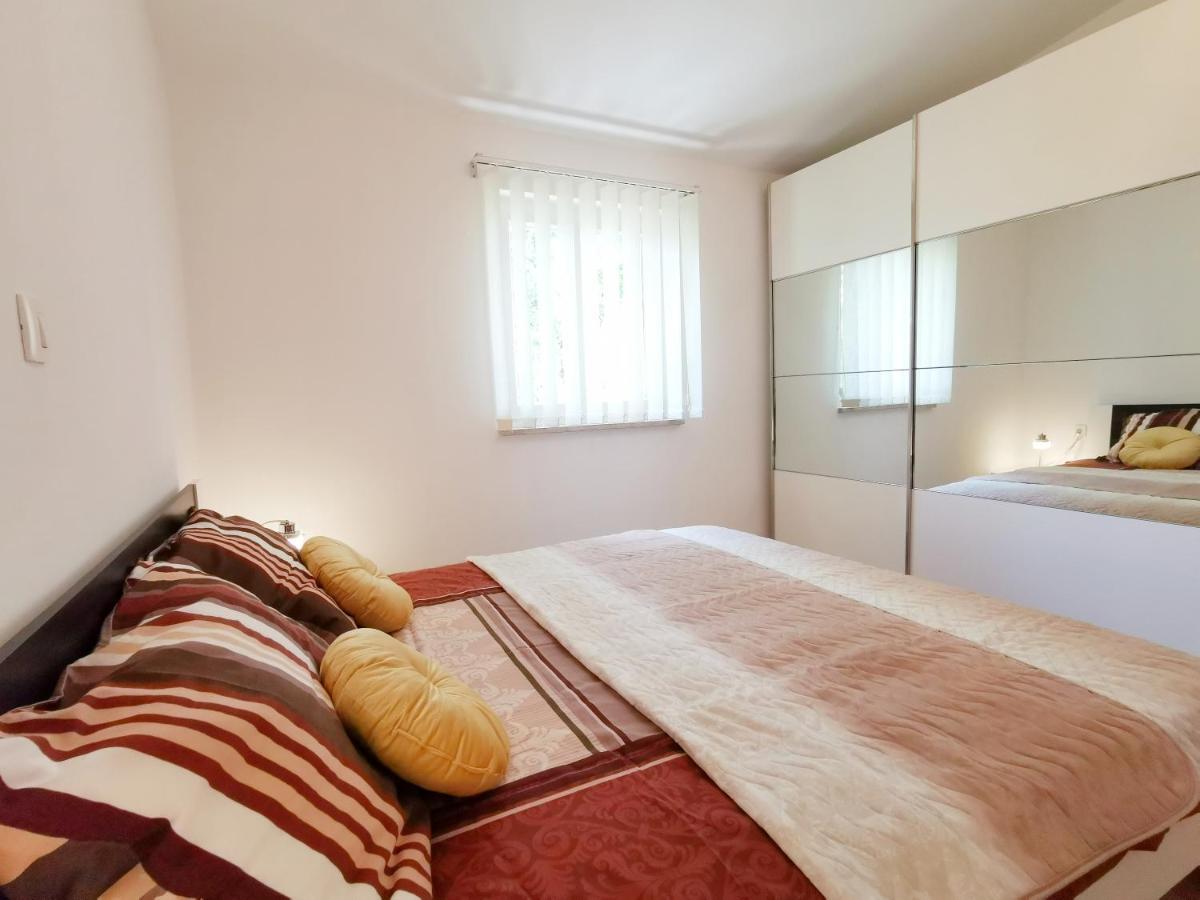 Holiday House Nela Labin  Ngoại thất bức ảnh